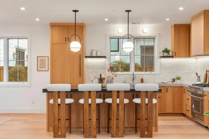 739741 Linden Avenue, Burlingame, California 94010