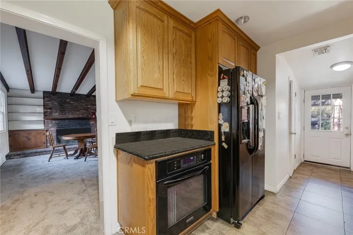 7630 Jellico, Northridge, California 91325