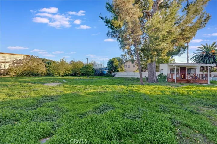 7630 Jellico, Northridge, California 91325