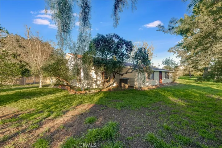 7630 Jellico, Northridge, California 91325