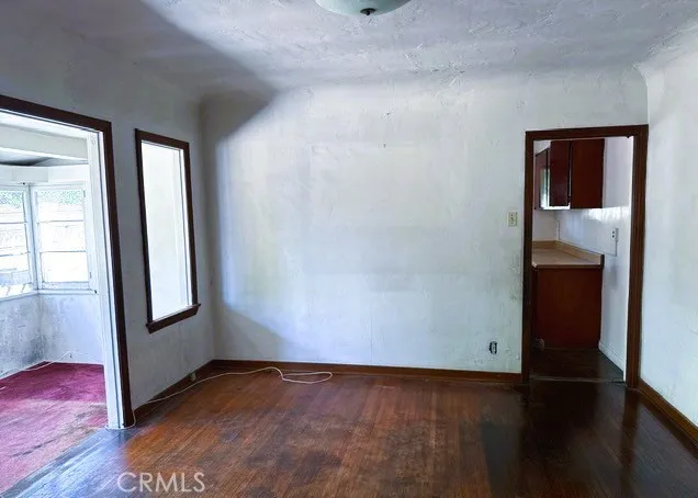 9432 S Hobart Boulevard, Los Angeles, California 90047