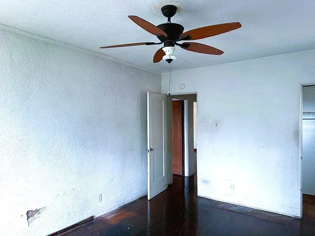 9432 S Hobart Boulevard, Los Angeles, California 90047