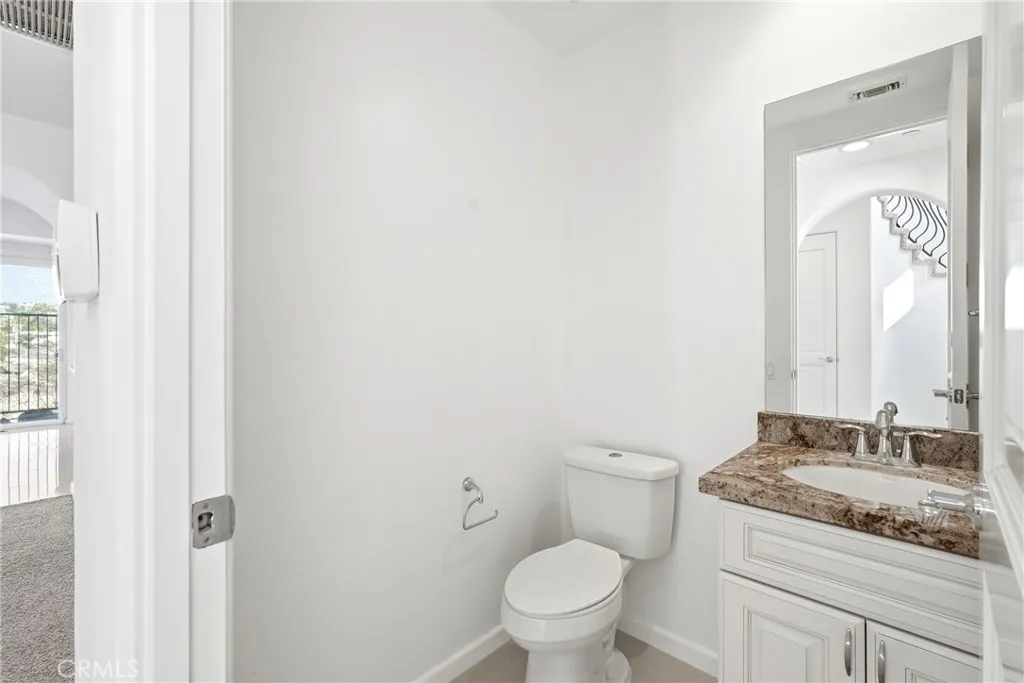 1/2 Bath downstairs