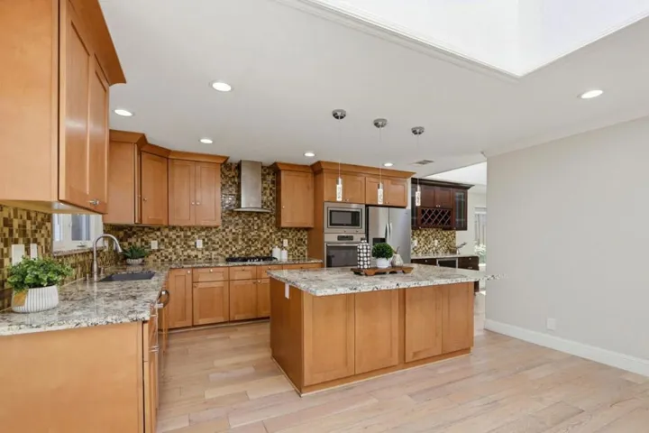 6552 Camden Avenue, San Jose, California 95120