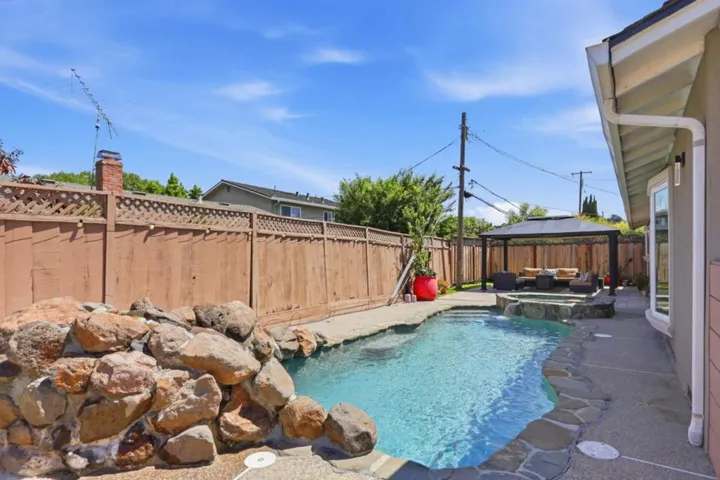 6552 Camden Avenue, San Jose, California 95120