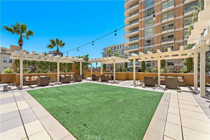HOA Patio and Barbecues