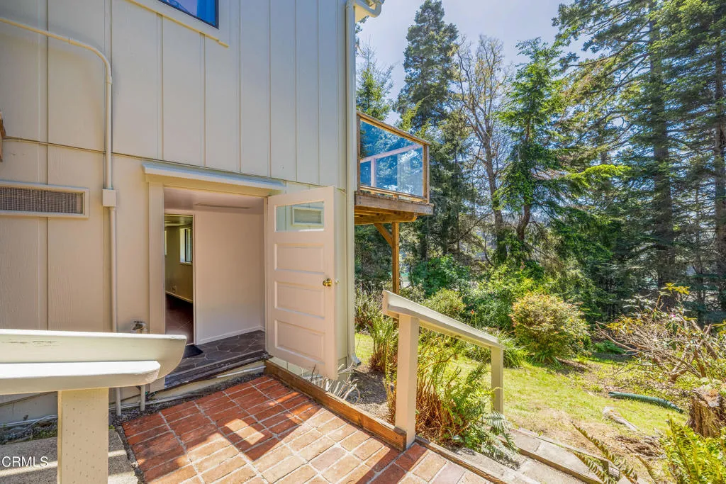 Exterior Entrance Office