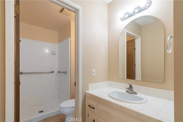 149 Flag Way, Paso Robles, California 93446