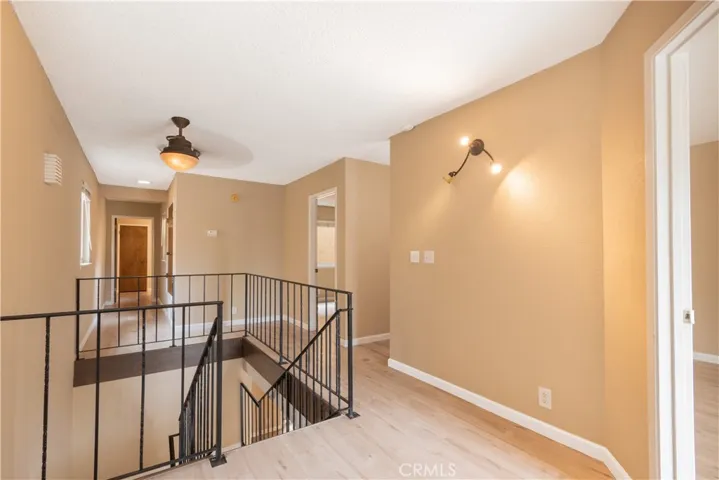 149 Flag Way, Paso Robles, California 93446
