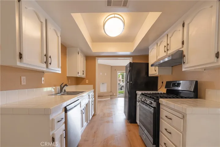 149 Flag Way, Paso Robles, California 93446