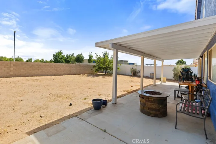 14485 Fontaine Way, Victorville, California 92394