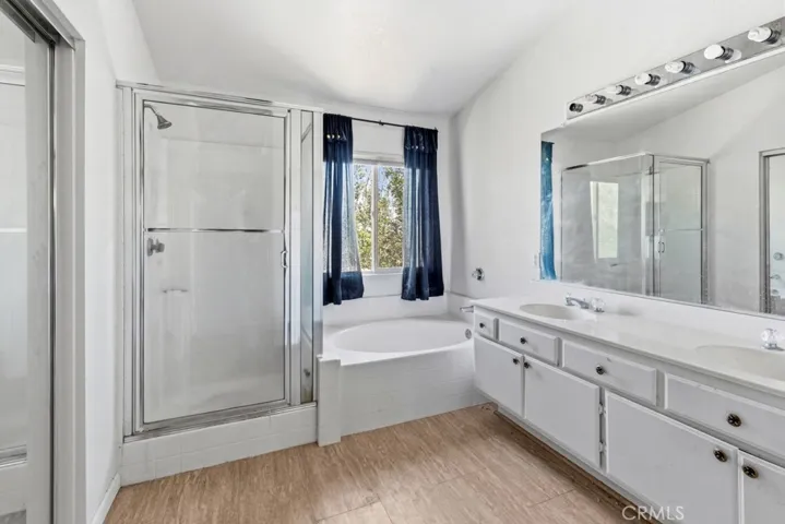14485 Fontaine Way, Victorville, California 92394