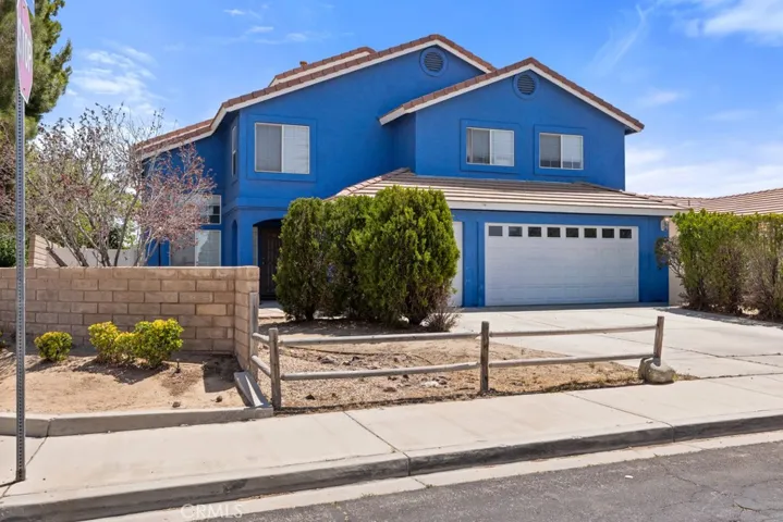 14485 Fontaine Way, Victorville, California 92394