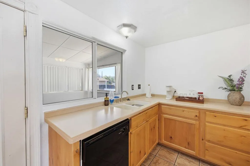 28-web-or-mls-27