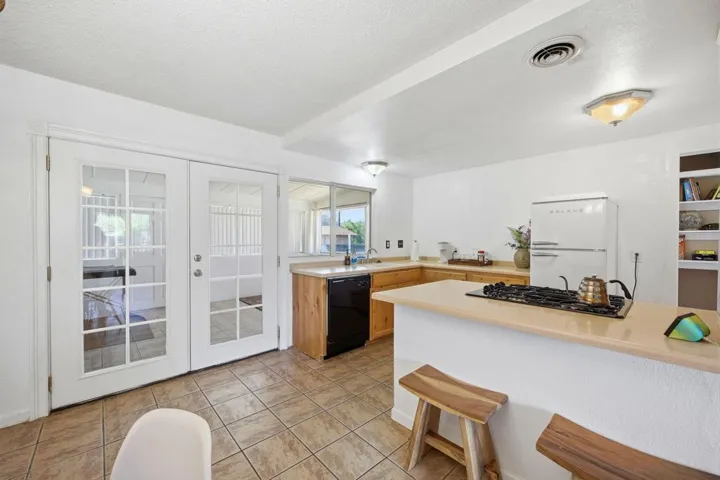 25-web-or-mls-24