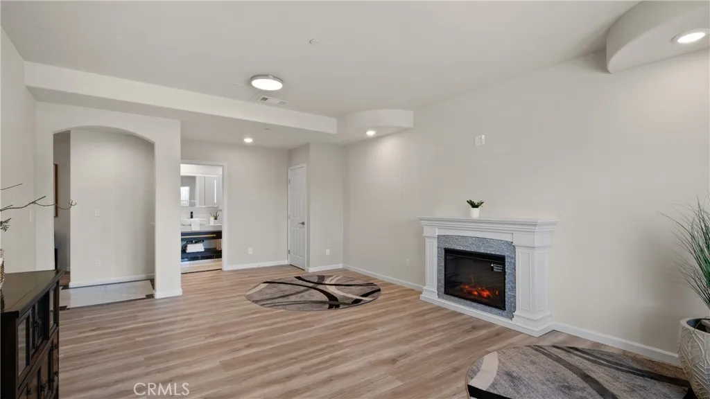 With fireplace