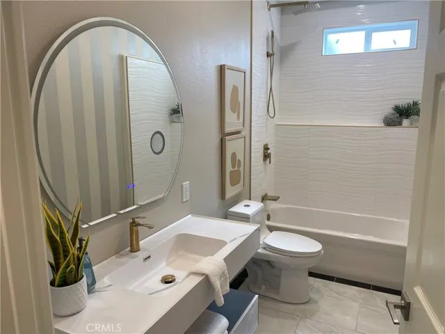 Full bath close to family-room and kitchen.