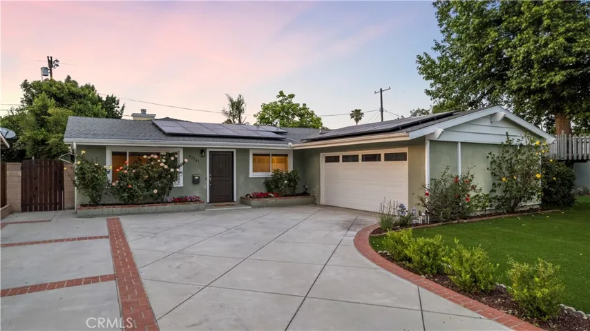 23741 Archwood St, West Hills, California 91307