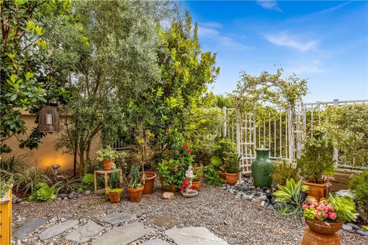 1610 Via Ameno, San Clemente, California 92672