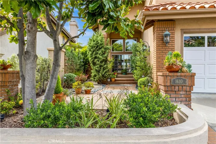 1610 Via Ameno, San Clemente, California 92672