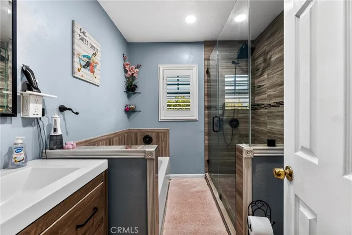 Main House Bathroom