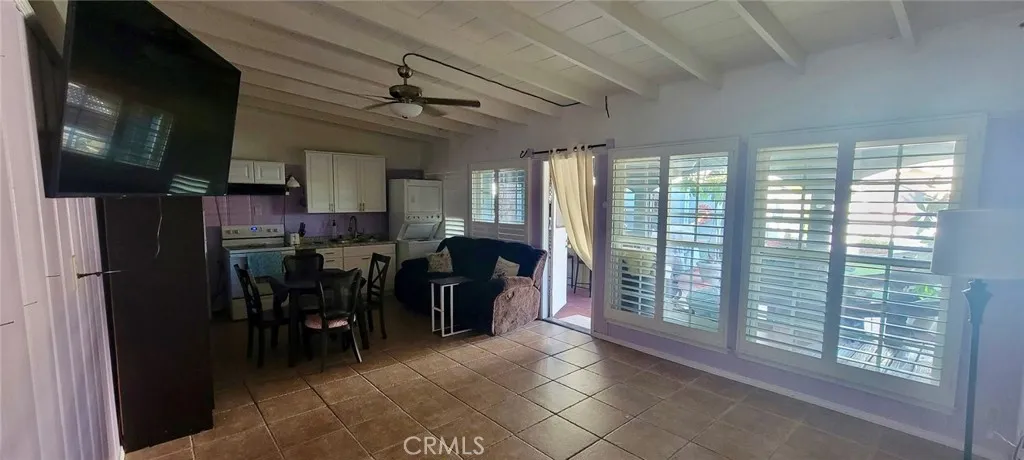 JR ADU w/ Private Bathroom
