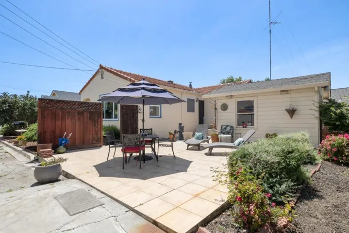 935 Di Giulio Court, Santa Clara, California 95050