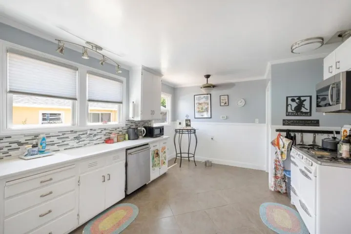 935 Di Giulio Court, Santa Clara, California 95050