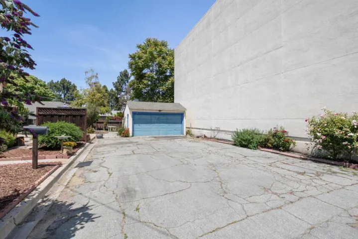 935 Di Giulio Court, Santa Clara, California 95050