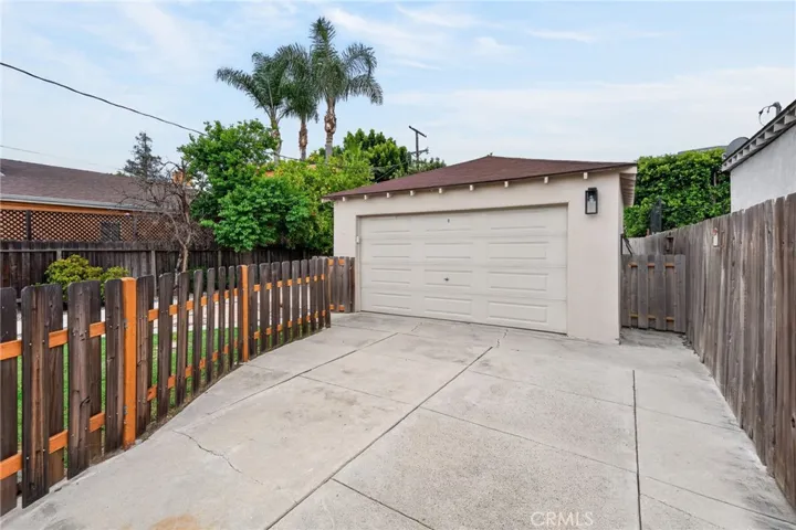 Garage in front of backyard