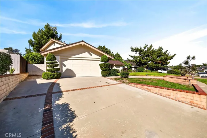2255 El Rancho Vista, Fullerton, California 92833