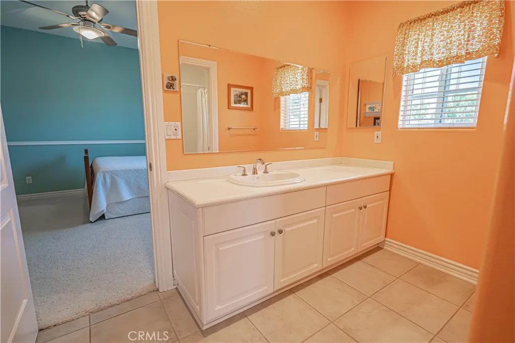 Jack n Jill bathroom