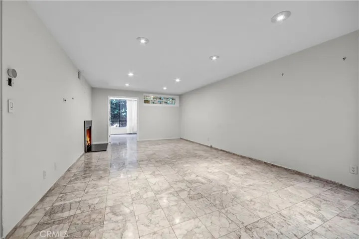 1900 Vine Street 212, Los Angeles, California 90068
