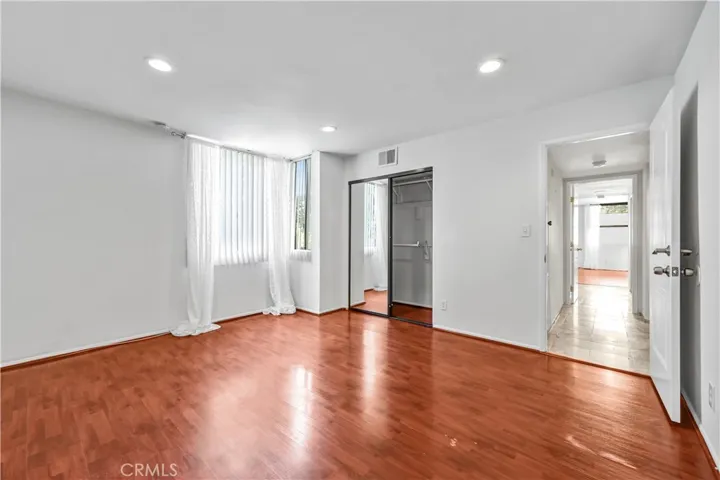 1900 Vine Street 212, Los Angeles, California 90068