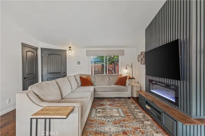 31919 Cinnabar, Castaic, California 91384
