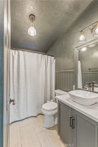 31919 Cinnabar, Castaic, California 91384