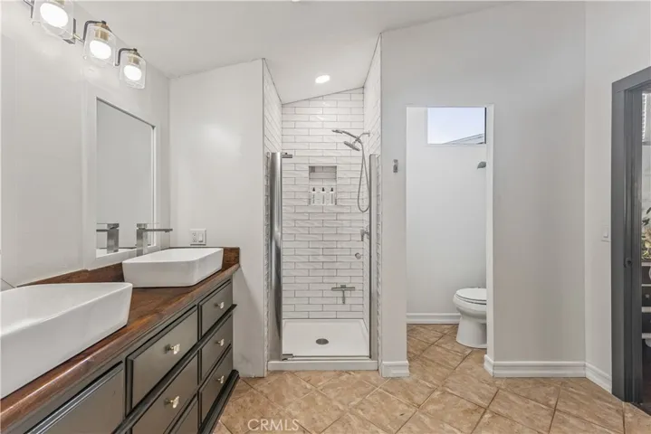 31919 Cinnabar, Castaic, California 91384
