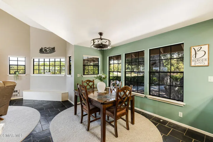 Breakfast Nook Upstairs