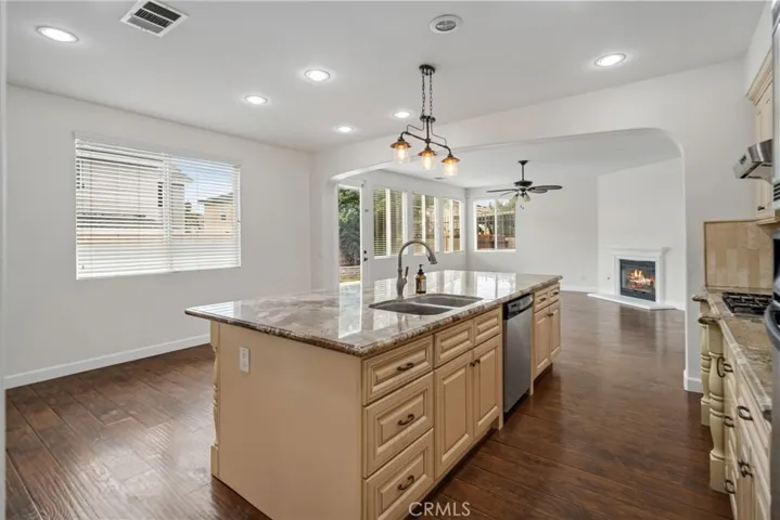 44123 47th Street W, Lancaster, California 93536