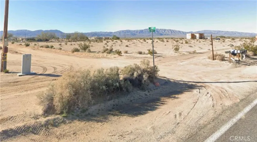 Corner Henry Rd and Amboy