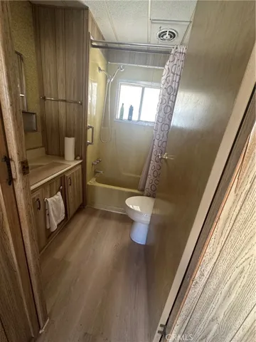 Toilet / Bathroom