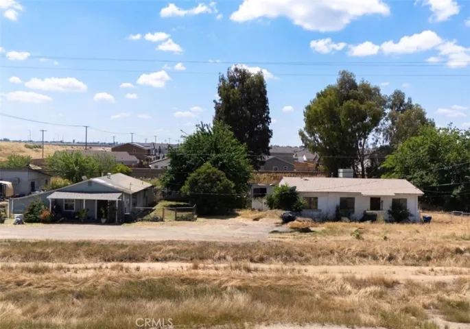 3411 Baker, Merced, California 95341