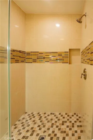22336 Saticoy, Canoga Park, California 91303