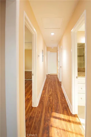 22336 Saticoy, Canoga Park, California 91303