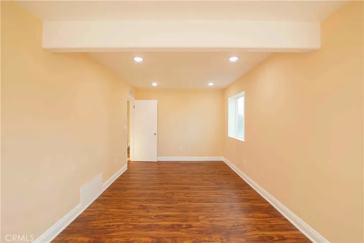 22336 Saticoy, Canoga Park, California 91303