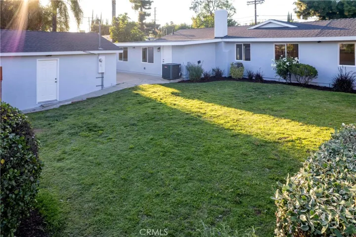 22336 Saticoy, Canoga Park, California 91303