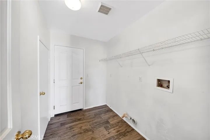 13889 Misty, Victorville, California 92392