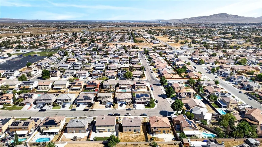 13889 Misty, Victorville, California 92392