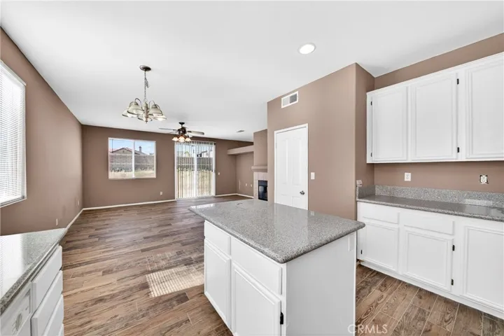 13889 Misty, Victorville, California 92392