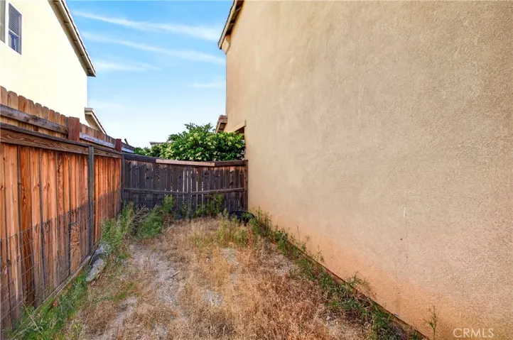 13889 Misty, Victorville, California 92392
